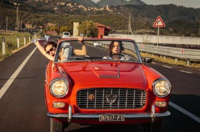 Bruni Tedeschi e Ramazzotti in fuga come Thelma & Louise ne «La pazza gioia» di Virzì