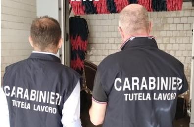 Salento, blitz dei carabinieri negli autolavaggi: sospese 9 attività