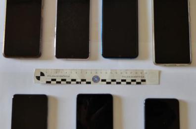 Galatina, in casa 8 smartphone rubati: denunciato 32enne, incastrato dalla geolocalizzazione
