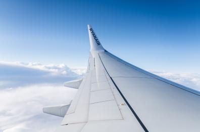 Cinque ore di ritardo per il volo Brindisi-Roma: martedì da incubo per i passeggeri. Aereo per Genova atterrato 8 ore più tardi