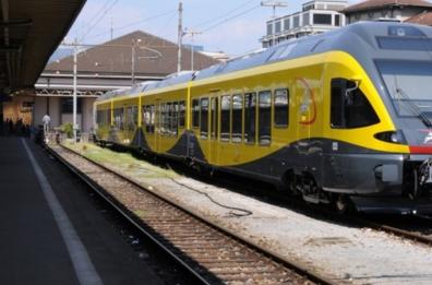Ferrotramviaria, da lunedì 30 ottobre nuovo orario dopo aver ascoltato gli utenti