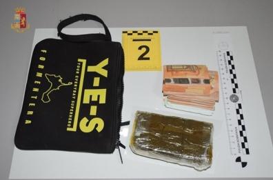 Lecce, spacciatore in trasferta: arrestato un 22enne della provincia