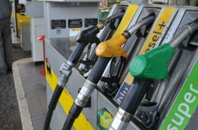 Il «bonus carburante» una buona idea solo se favorisce i veri poveri