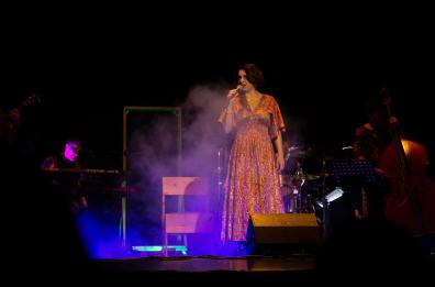 «La Fame nelle Scarpe», Dalila Spagnolo porta al Cantiere di Lecce il nuovo album