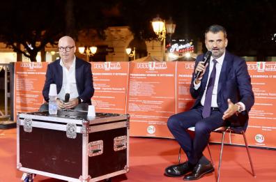 Decaro a Taranto: «Il problema del Siderurgico va risolto, non è più rinviabile»
