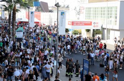 Né nuovi figli, né idee è il «gelo demografico» della Fiera del Levante