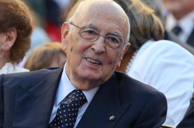 Morte Napolitano, FdI sospende iniziative politiche: salta anche convention a Bari