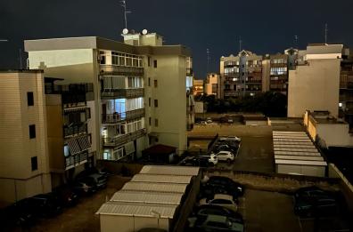 Bomba d’acqua su Bari: città allagata, chiusi sottopassi. Black out in alcune zone
