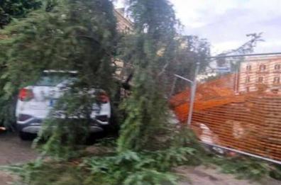 San Severo, grandine e nubifragio causano allagamenti: maltempo nel Foggiano