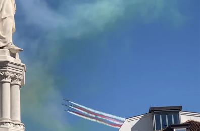 Le Frecce Tricolori sorvolano Trento e Bolzano