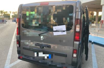 Noleggi con conducente abusivi: a Bari pioggia di sanzioni, controlli al porto e all'aeroporto