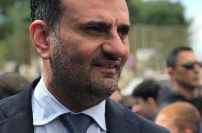 Decaro da Napoli annuncia: «Sono contrario al limite del terzo mandato»