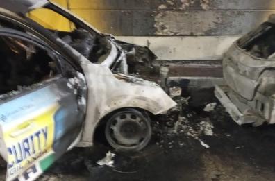 Misterioso incendio a Torremaggiore: a fuoco due auto della ditta di vigilanza