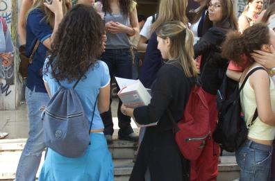 Puglia, pioggia di soldi su 346 scuole