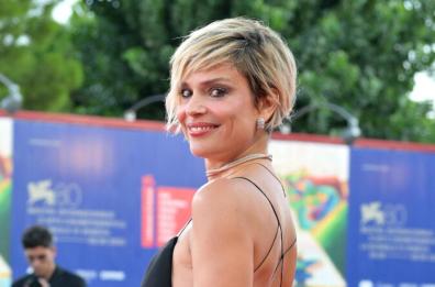 «Bari e la Puglia sono le radici», Micaela Ramazzotti debutta come regista