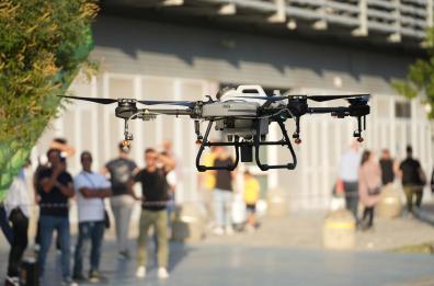 Agrilevante a Bari, droni e robot semoventi: macchine agricole “in movimento”