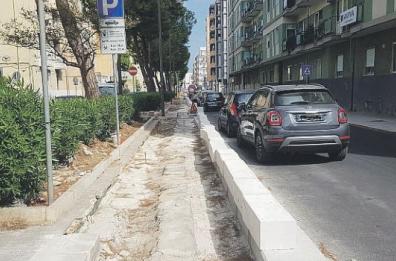 Brindisi, caos in viale Aldo Moro: Che ne sarà di quel cantiere sospeso?