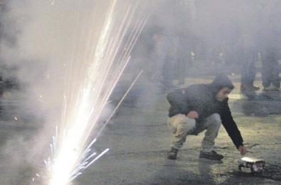Bari, botti illegali: l’infinito capodanno della malavita