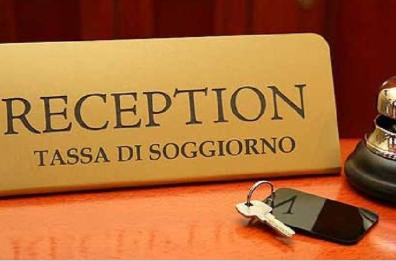 Federalberghi Puglia fa ricorso al Tar contro comune Bari per la tassa di soggiorno