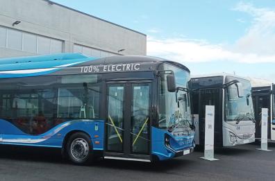 L'autobus a idrogeno prodotto alla Iveco di Foggia la novità al "Busworld" di Bruxelles