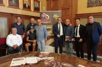 A Bari nel weekend le due tappe finali del “Giro Handbike 2023", manifestazione paraciclistica nazionale