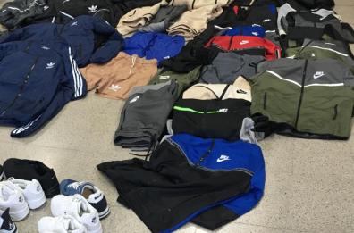 Talsano, polizia locale sequestra merce contraffatta venduta abusivamente