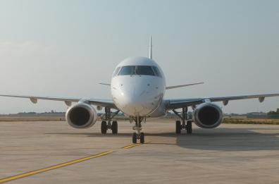 Un volo internazionale per Foggia: tra i passeggeri impazza il toto-destinazioni
