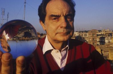 Italo Calvino, i 100 anni e il silenzio «assordante» di una città invisibile 
