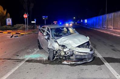 Taranto, tragedia sulla Statale 7ter: scontro tra due auto, muore una donna, tre feriti gravi 