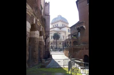 Dal ghetto a Moro in giro con la Storia Dal ghetto a Moro in giro con la Storia