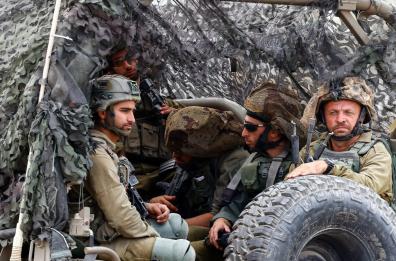 Difesa, il sondaggio: c'è no bipartisan a più spese militari e il 70% degli italiani teme una nuova guerra
