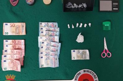 Andria, minorenne denunciato per detenzione di cocaina e marijuana