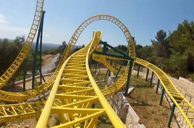 Fasano, scontro tra due giostre allo Zoo Safari: ferite 2 donne e un bimbo