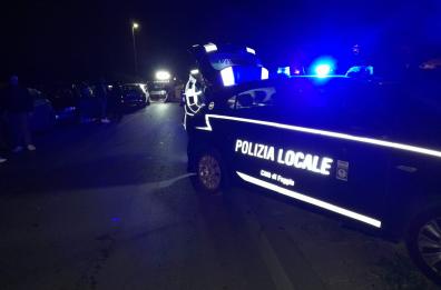 Notte di incidenti a Foggia: una donna si schianta contro cinque auto in sosta