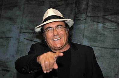 La Russa consegna il premio alla carriera ad Albano Carrisi 