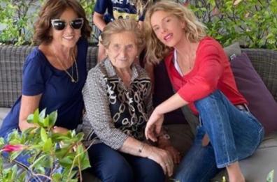 Roseto Valfortore festeggia i 100 anni di zia Carmelina: è la nonna di Alessia Marcuzzi 