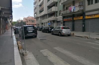 Barletta, «Strade come percorsi ad ostacoli in città ma è tutto regolare?» 
