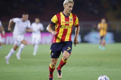 Lecce e il suo momento-no: Almqvist fuori gioco e sabato arriva il Diavolo