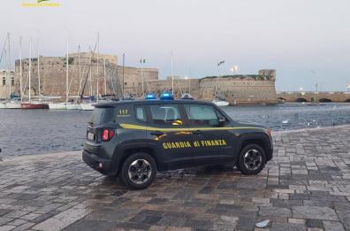 Sequestrate slot machine e apparecchiature da gioco illegali nel Sud Salento