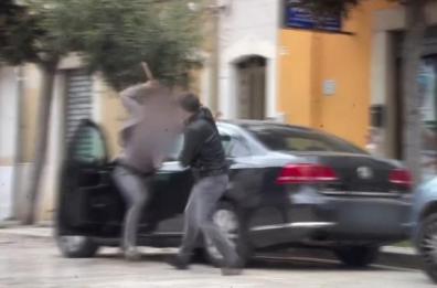 San Nicandro Garganico, inviato Rai aggredito con bastone da un consigliere