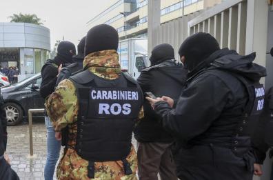 Mafia, sentenze di condanna definitive: a Bari in corso 34 arresti