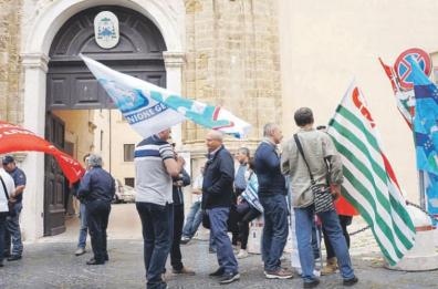 Taranto, nuova bufera sulla Cittadella: sindacati sul piede di guerra