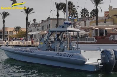 Brindisi, sequestrata una barca a vela di lusso sconosciuta al Fisco