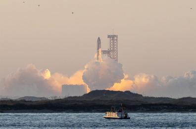 SpaceX, esploso il razzo Starship di Elon Musk