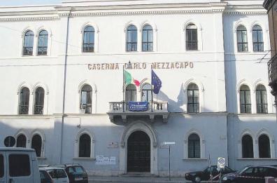 Taranto, parcheggi: il Comune «chiama» la Marina