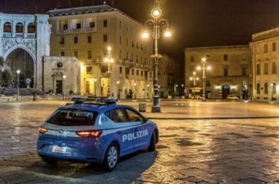 Lecce, lite nel centro storico: arrestato 25enne. Ferito un poliziotto