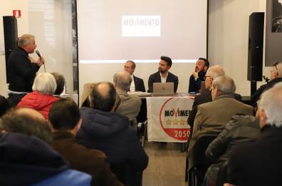 I grillini non fanno nomi: «A Bari decide la coalizione»