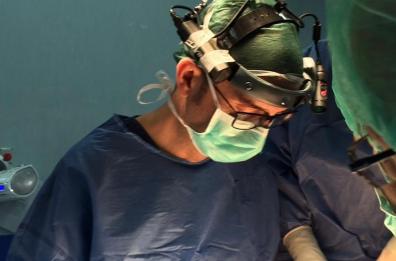 Castellana, al De Bellis intervento salvavita a donna con tumore al fegato inoperabile