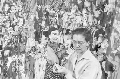 Maria Signorelli e la magia del teatro di burattini e ombre per «Il Segno delle Donne»