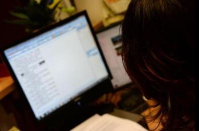 Taranto, 59enne cercava complici sul web per assassinare Draghi: a processo